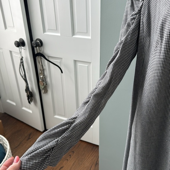Akris Punto houndstooth long sleeved dress size 16 - Picture 4 of 6